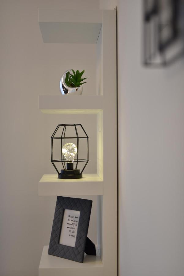 Kiralykut 1 Apartman - Ingyen Parkolas, Bicajok, Ac เซแกชแฟเฮร์วาร์ ภายนอก รูปภาพ