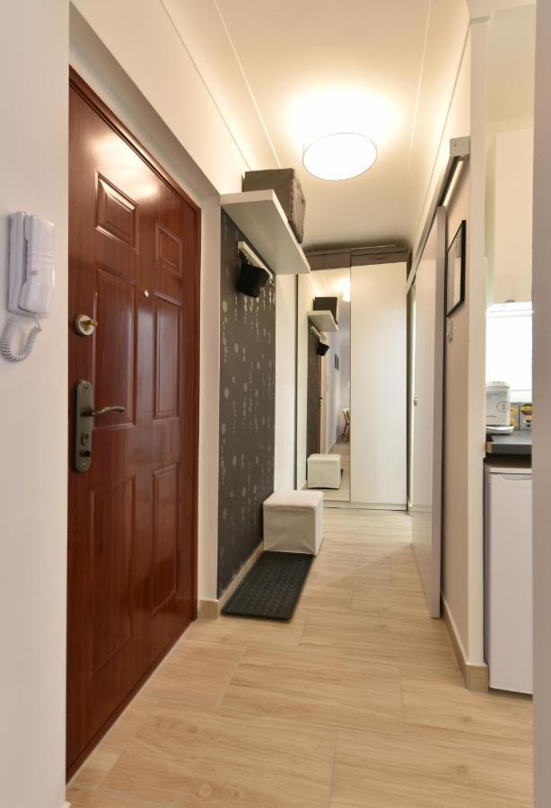 Kiralykut 1 Apartman - Ingyen Parkolas, Bicajok, Ac เซแกชแฟเฮร์วาร์ ภายนอก รูปภาพ