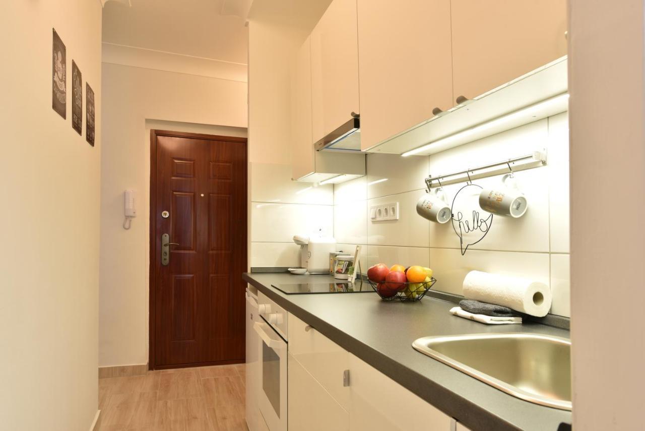 Kiralykut 1 Apartman - Ingyen Parkolas, Bicajok, Ac เซแกชแฟเฮร์วาร์ ภายนอก รูปภาพ